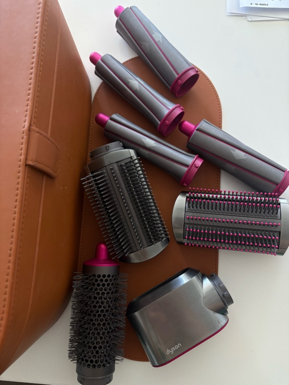 Dyson Air Wrap Styling Set - Silver & Pink Attachments - Picture 3 of 4